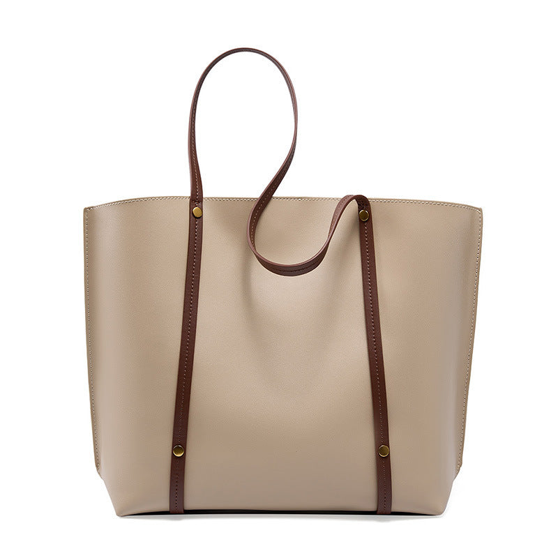 Auréna Soft Leather Tote – Timeless Elegance Meets Everyday Function