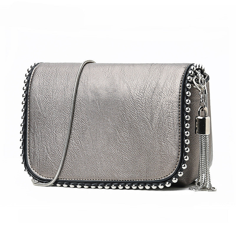 Chic Chain Shoulder Bag – Small, Stylish