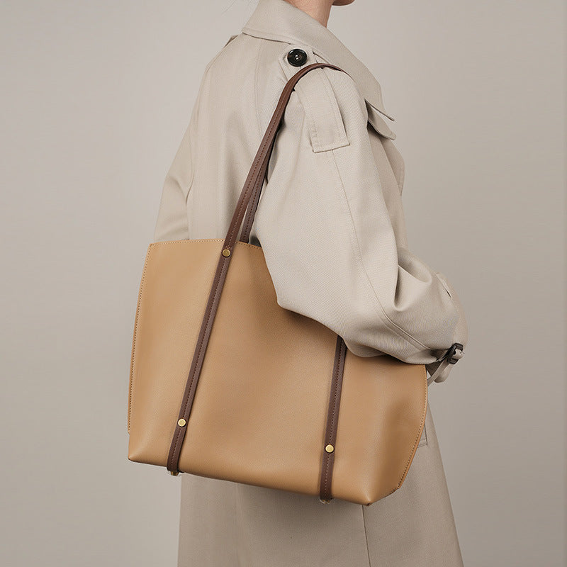 Auréna Soft Leather Tote – Timeless Elegance Meets Everyday Function