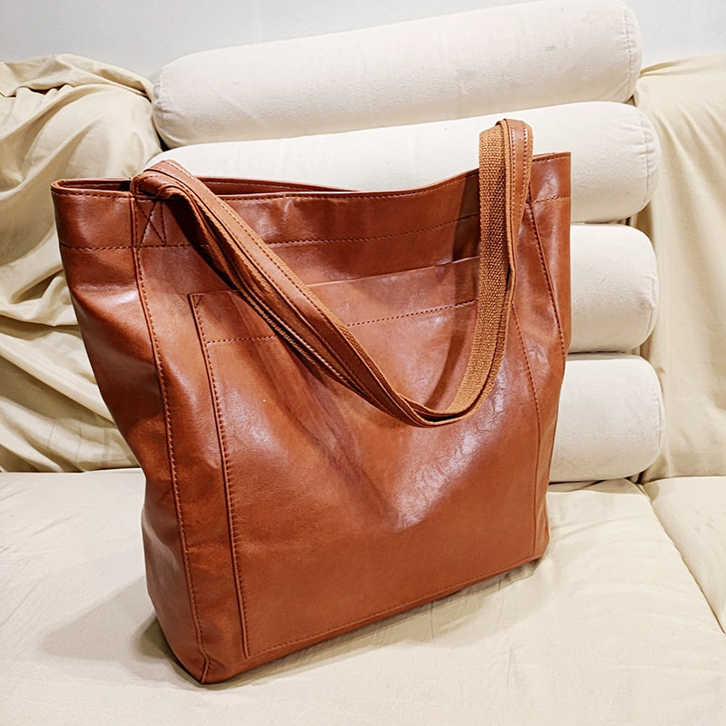 Retro Tote – Large Capacity, Premium Oil Wax Leather, Effortless Chic